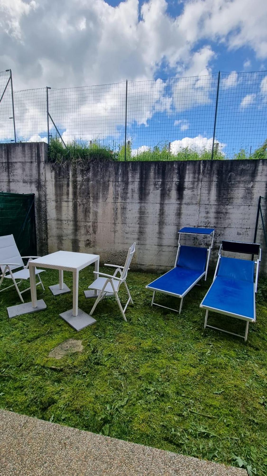 Appartement Casa Al Poggio à Castana  Extérieur photo